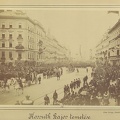 "Kossuth Lajos temetési menete a gyászhintóval az Erzsébet körúton. A felvétel 1894. április 1-én készült." A kép forrását kérjük így adja meg: Fortepan / Budapest Főváros Levéltára. Levéltári jelzet: HU.BFL.XV.19.d.1.04.011