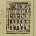 Múzeum körút 19. Róth Zsigmond bérháza (Ybl Miklós, 1874.), Brázay Kálmán fűszerüzletével. A felvétel 1880-1890 között készült. A kép forrását kérjük így adja meg: Fortepan / Budapest Főváros Levéltára. Levéltári jelzet: HU.BFL.XV.19.d.1.05.002