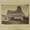 Pollack Mihály tér 10. (Eszterházy utca 40.) Károlyi-palota. A felvétel 1881 előtt készült. A kép forrását kérjük így adja meg: Fortepan / Budapest Főváros Levéltára. Levéltári jelzet: HU.BFL.XV.19.d.1.05.005