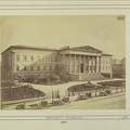 "A Magyar Nemzeti Múzeum épülete. A felvétel 1880-1890 között készült." A kép forrását kérjük így adja meg: Fortepan / Budapest Főváros Levéltára. Levéltári jelzet: HU.BFL.XV.19.d.1.06.048