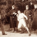 Császári és Királyi Katonai Főreáliskola (ma Martin Kaszárnya), hallgatók a parkban.
