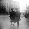 Fő tér, háttérben a Szent Mihály-templom.