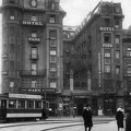 Baross tér, Park Szálló a Festetics utca sarkán.
