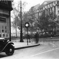 Vörösmarty tér a Deák Ferenc utca felől nézve.