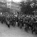 Szent István körút a Nyugati térről nézve, balra a Bihari János (Sólyom) utca torkolata.