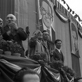 Hősök tere, május 1-i ünnepség. A tribünön elől balról Rákosi Mátyás, Szakasits Árpád, Rajk László, Marosán György.