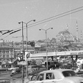 Galata híd déli hídfője, szemben a Süleymaniye mecset.