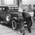 Rippl-Rónai utca 26., az Autóközlekedési Technikum udvara. 1928-as MÁG Magosix személygépkocsi.