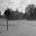 Dugonics tér a Tisza Lajos (Lenin) körút kereszteződésétől a Somogyi utca felé nézve.