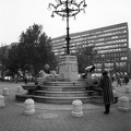 Vörösmarty tér, háttérben az ORI székház.